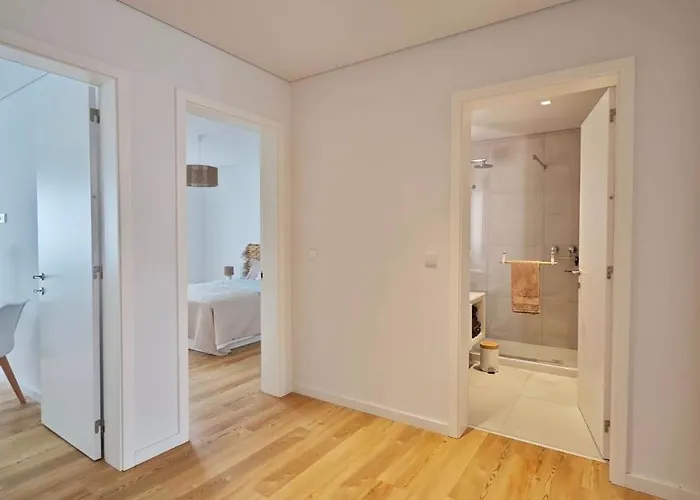 Ocean Breeze With A Pleasant Patio * Lagoa (Azores)