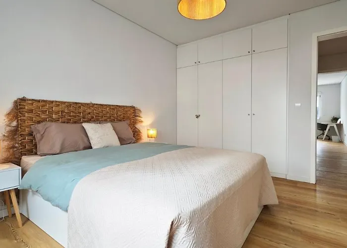 Ocean Breeze With A Pleasant Patio * Lagoa (Azores)